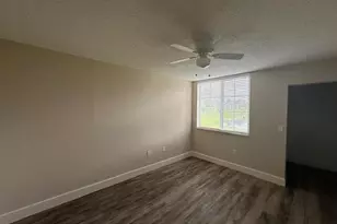 7824 Sonoma Springs Cir, Lake Worth, FL 33463 - Photo 13