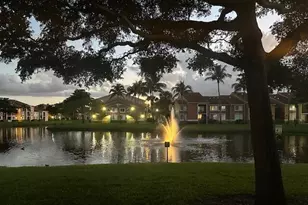 7824 Sonoma Springs Cir, Lake Worth, FL 33463 - Photo 7