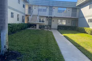 668 Monaco N, Delray Beach, FL 33446 - Photo 9
