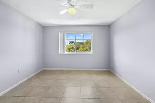 7856 Sonoma Springs Cir, Lake Worth, FL 33463 - Photo 15