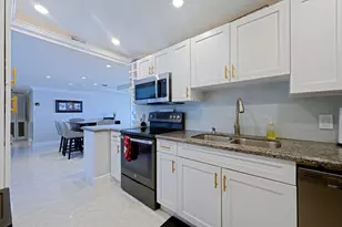 5600 N Flagler Dr, West Palm Beach, FL 33407 - Photo 3