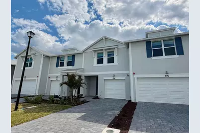 594 Salisbury Circle, Fort Pierce, FL 34982 - Photo 9