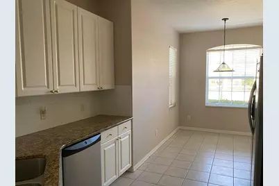 546 Waverly Circle, Port Saint Lucie, FL 34983 - Photo 7