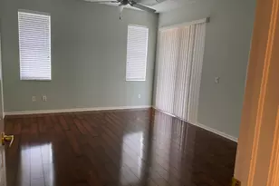 546 Waverly Cir, Port Saint Lucie, FL 34983 - Photo 15