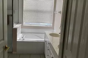 546 Waverly Cir, Port Saint Lucie, FL 34983 - Photo 17