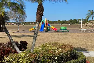 546 Waverly Cir, Port Saint Lucie, FL 34983 - Photo 27