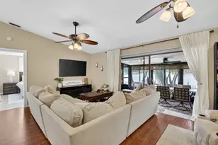 41 Mayfair Ln, Boynton Beach, FL 33426 - Photo 15