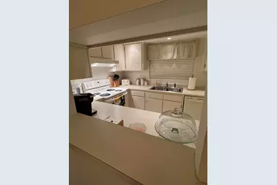 147 Deer Creek Boulevard #402, Deerfield Beach, FL 33442 - Photo 5