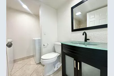 208 Lake Arbor Drive, Palm Springs, FL 33461 - Photo 15