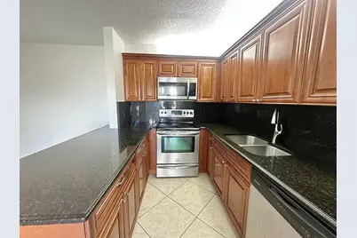 208 Lake Arbor Drive, Palm Springs, FL 33461 - Photo 11