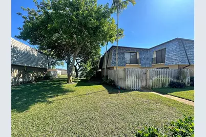 208 Lake Arbor Drive, Palm Springs, FL 33461 - Photo 3