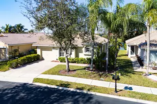 11827 SW 7th St, Pembroke Pines, FL 33025 - Photo 37