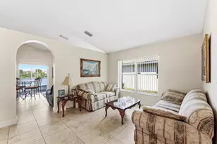 11827 SW 7th St, Pembroke Pines, FL 33025 - Photo 25