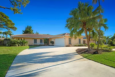 4238 Magnolia Street, Palm Beach Gardens, FL 33418 - Photo 1