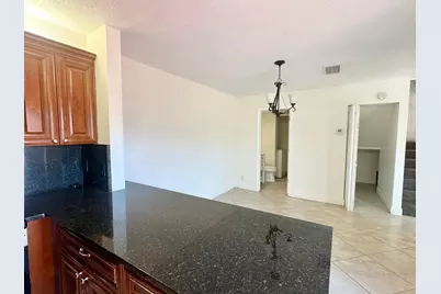 230 Lake Arbor Drive, Palm Springs, FL 33461 - Photo 9