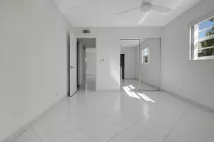 567 Normandy L Ln, Delray Beach, FL 33484 - Photo 15