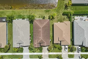 11104 SW Carriage Hill Ln, Port Saint Lucie, FL 34987 - Photo 37