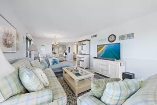 10044 S Ocean Dr, Jensen Beach, FL 34957 - Photo 9