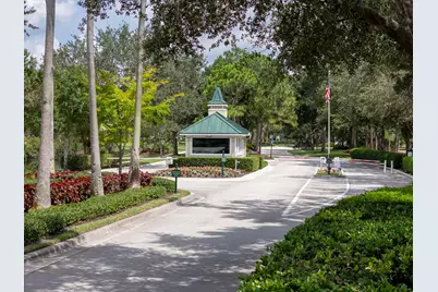 9040 Champions Way, Port Saint Lucie, FL 34986 - Photo 45