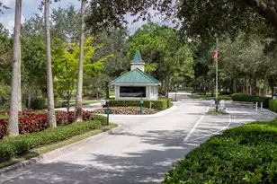 9040 Champions Way, Port Saint Lucie, FL 34986 - Photo 45