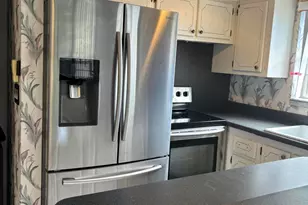 81 Windsor D, West Palm Beach, FL 33417 - Photo 9