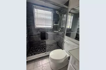 81 Windsor D, West Palm Beach, FL 33417 - Photo 5