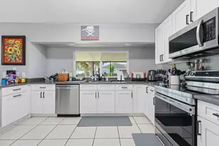 1482 SW Dow Ln, Port Saint Lucie, FL 34953 - Photo 11