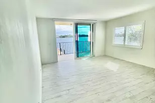 300 Croton Ave, Lantana, FL 33462 - Photo 9