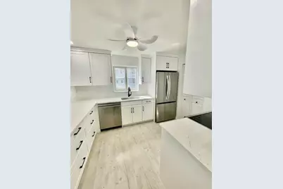 300 Croton Avenue #202, Lantana, FL 33462 - Photo 7
