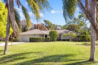 571 NE Town Terrace, Jensen Beach, FL 34957 - Photo 1