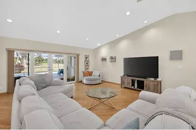 10185 Harbourtown Court, Boca Raton, FL 33498 - Photo 9