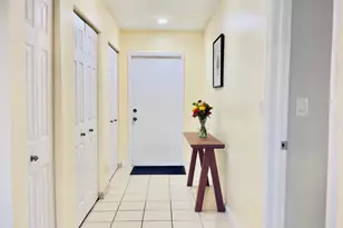 8765 Azalea Ct, Tamarac, FL 33321 - Photo 3