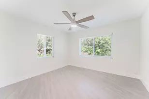 323 NW Spanish River Blvd, Boca Raton, FL 33431 - Photo 21