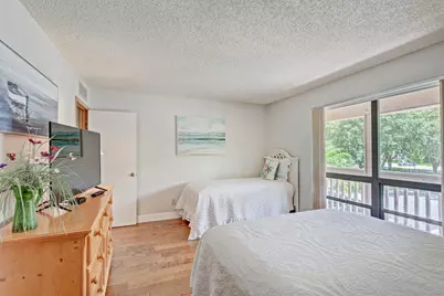 130 Brackenwood Road, Palm Beach Gardens, FL 33418 - Photo 21