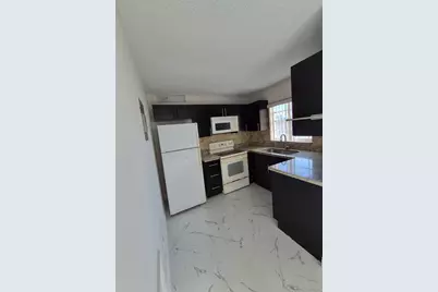 3198 49th Lane S, Lake Worth, FL 33461 - Photo 9