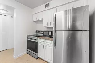 900 Scotia Dr, Hypoluxo, FL 33462 - Photo 13