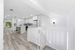 10188 Mangrove Dr, Boynton Beach, FL 33437 - Photo 3