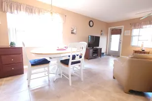 81 Coventry D, West Palm Beach, FL 33417 - Photo 3