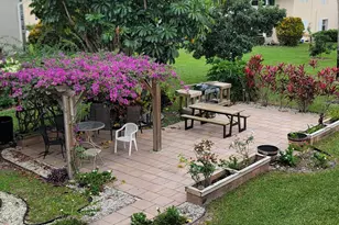 81 Coventry D, West Palm Beach, FL 33417 - Photo 25