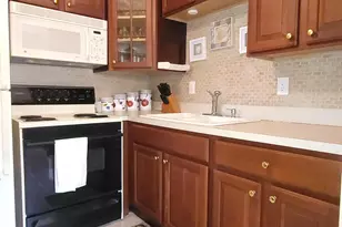 81 Coventry D, West Palm Beach, FL 33417 - Photo 9