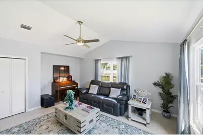 1827 Aynsley Way #5, Vero Beach, FL 32966 - Photo 15