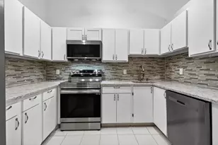 6572 Chasewood Dr, Jupiter, FL 33458 - Photo 9