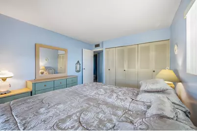 669 Saxony N, Delray Beach, FL 33446 - Photo 17