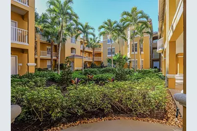 5045 Fairways Circle #D207, Vero Beach, FL 32967 - Photo 3