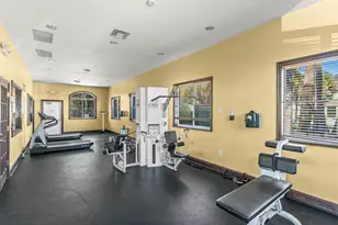 250 Crestwood Cir, Royal Palm Beach, FL 33411 - Photo 13