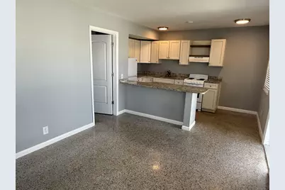 1118 N H Street #8, Lake Worth Beach, FL 33460 - Photo 3