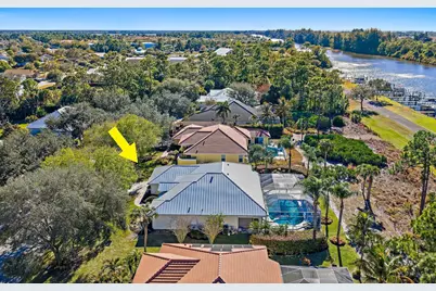 8888 SW Fishermans Wharf Drive, Stuart, FL 34997 - Photo 5