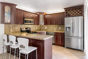 2889 SW 11th Pl, Deerfield Beach, FL 33442 - Photo 7