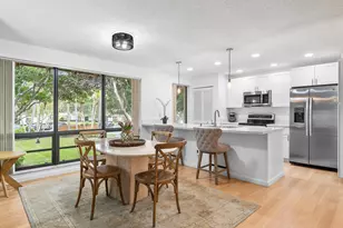 407 Brackenwood Ln S, Palm Beach Gardens, FL 33418 - Photo 5