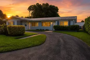 2248 NE 37th St, Lighthouse Point, FL 33064 - Photo 23